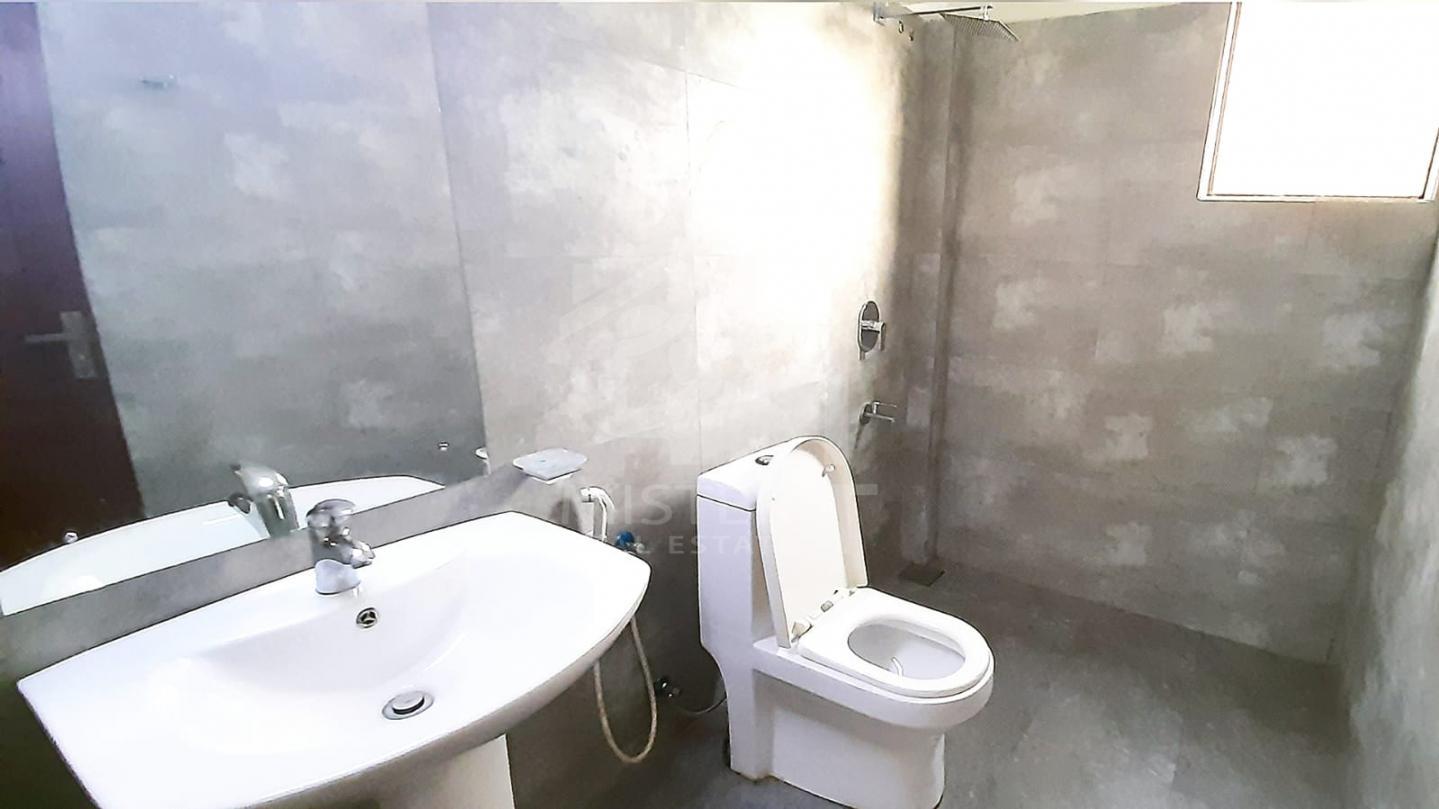 House for Sale in Hokandara - image 8