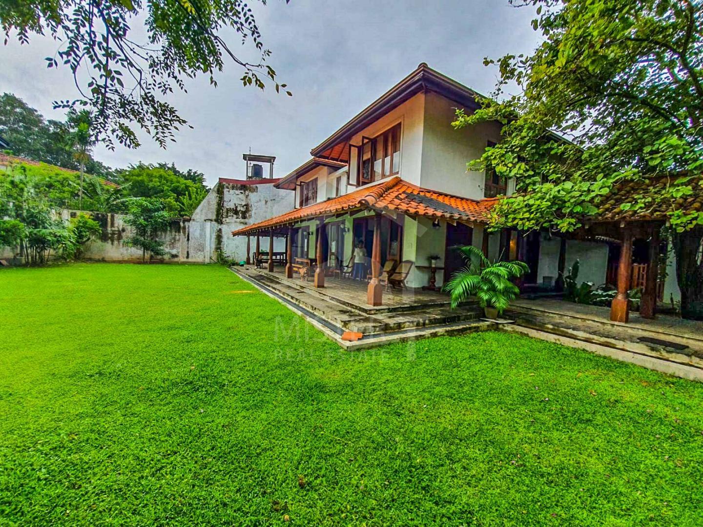 House for Sale in Mount Lavinia - image 9