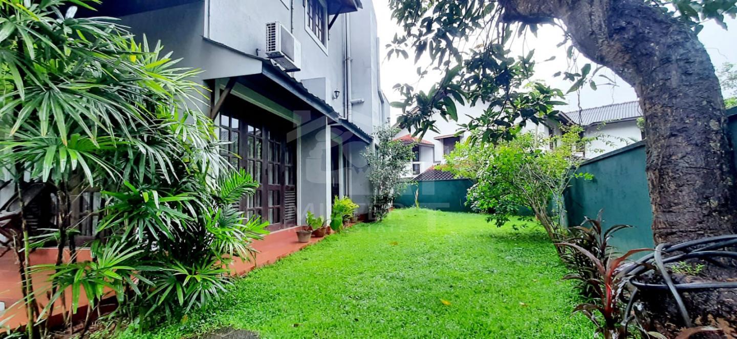 House for Sale in Battaramulla- image 8