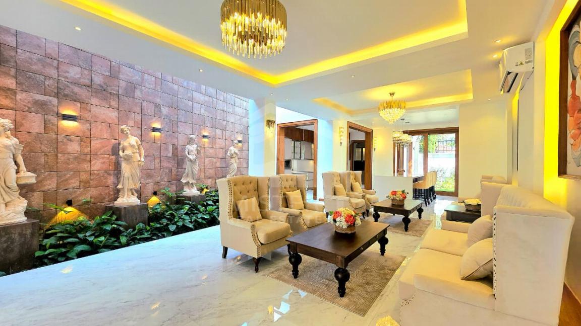 Luxury House for sale in Battaramulla- image 2