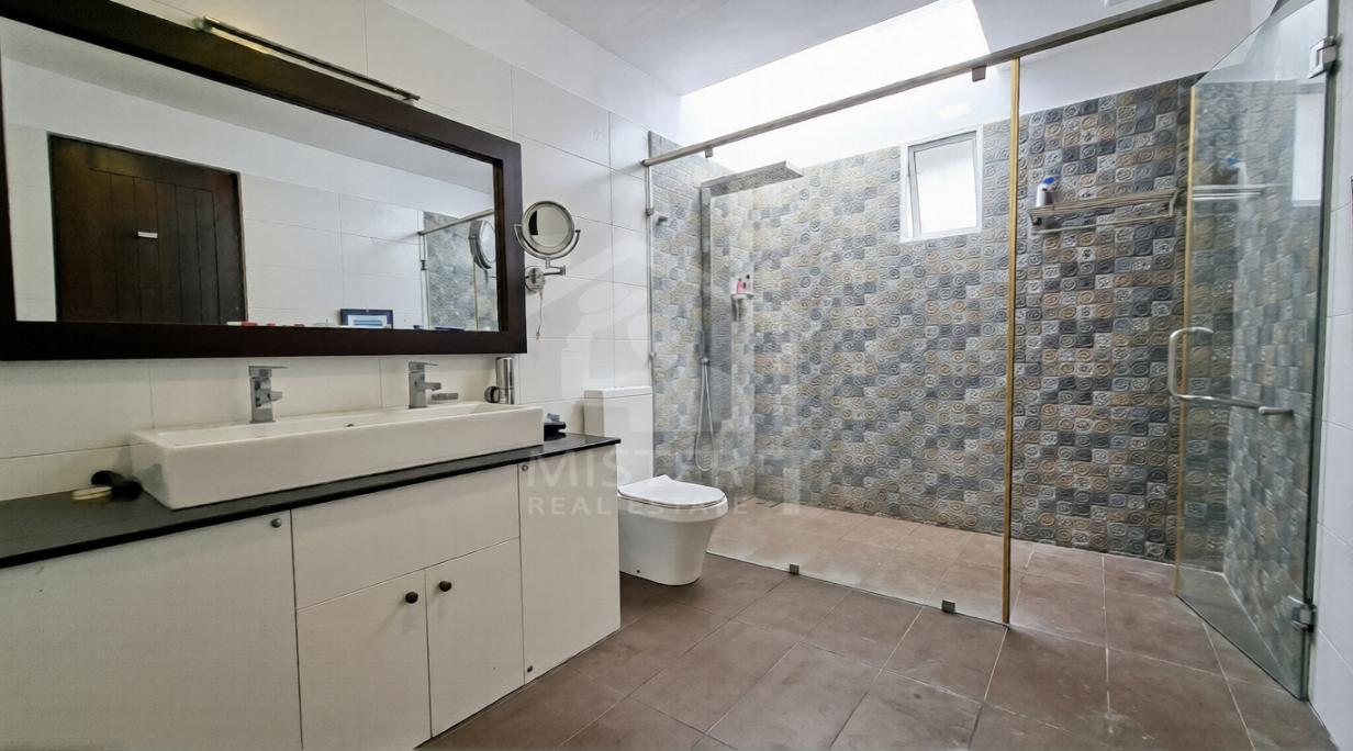 House for Sale in Battaramulla- image 7