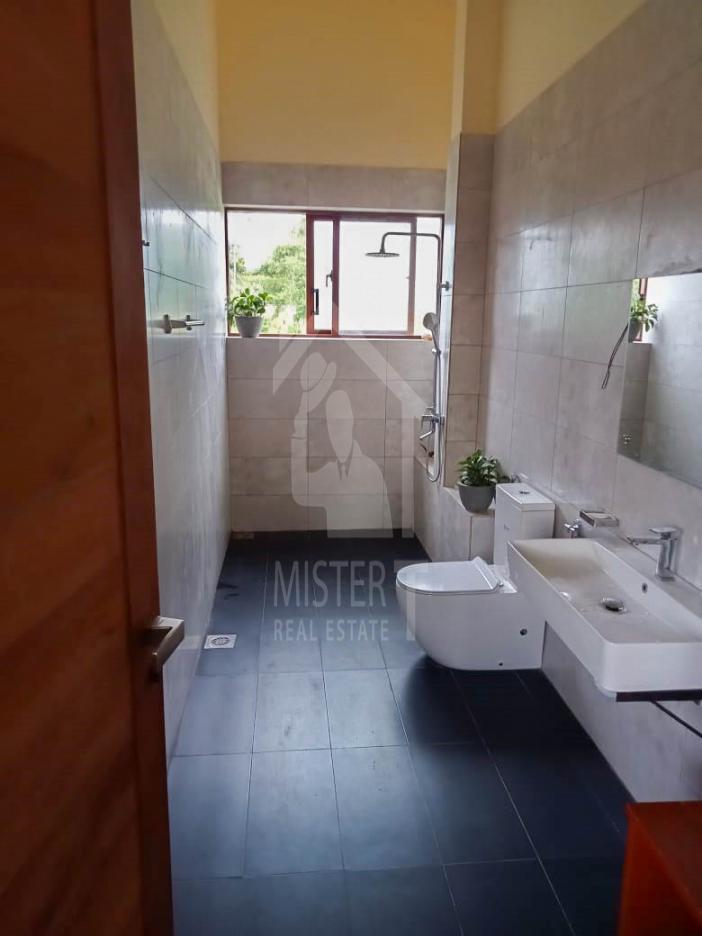 House For Sale in Thalawathugoda- image 10