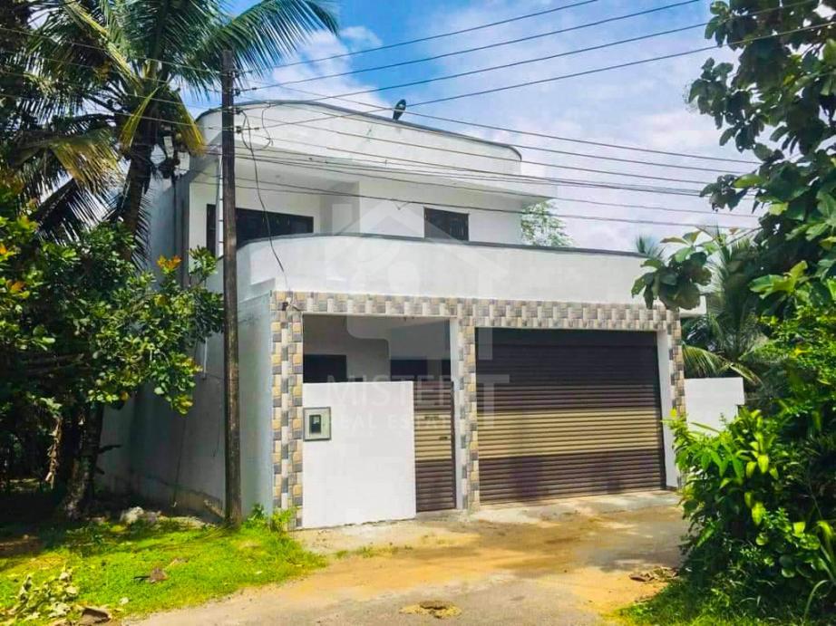 House For Sale in Dedigamuwa- image 1