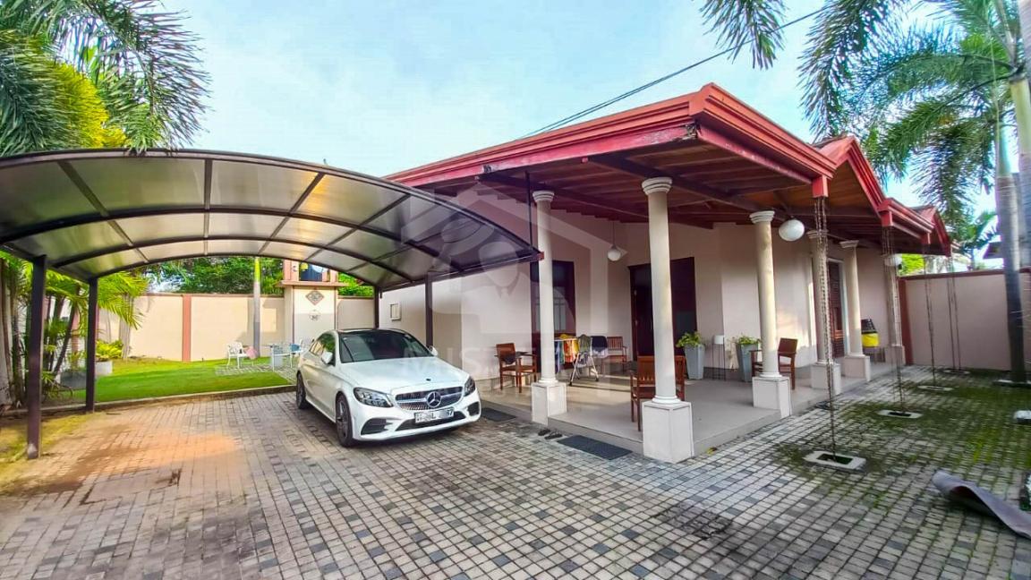 House for Sale in Mount Lavinia- image 1