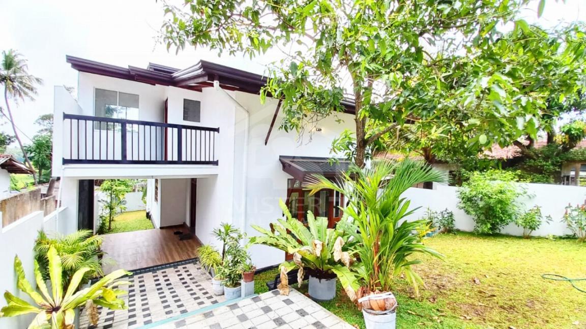 House For Sale in Kiribathgoda- image 1