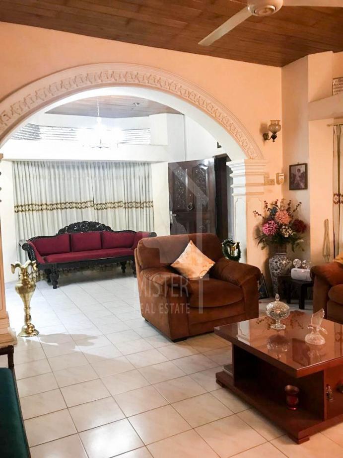 House For Sale in Nugegoda- image 2