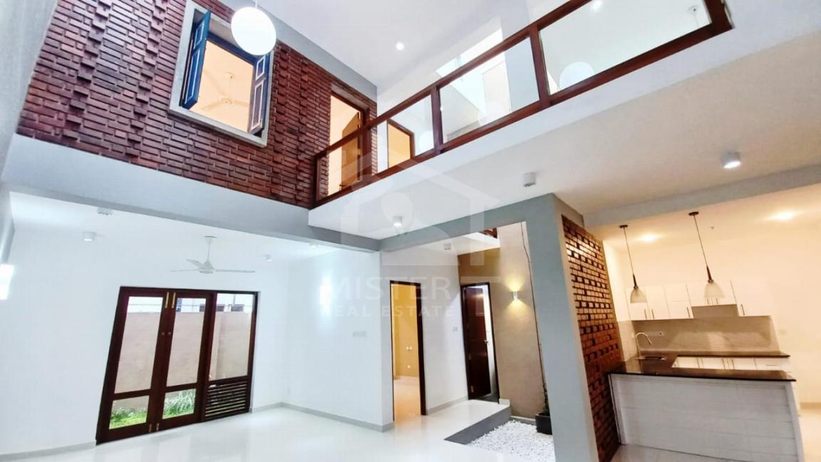 House For Sale in Dehiwala- image 2