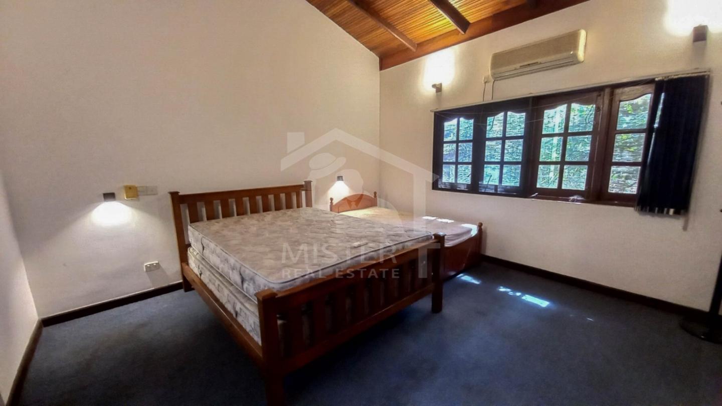 House for Sale in Nugegoda- image 4