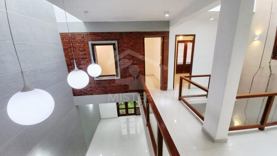 House For Sale in Dehiwala- image 4