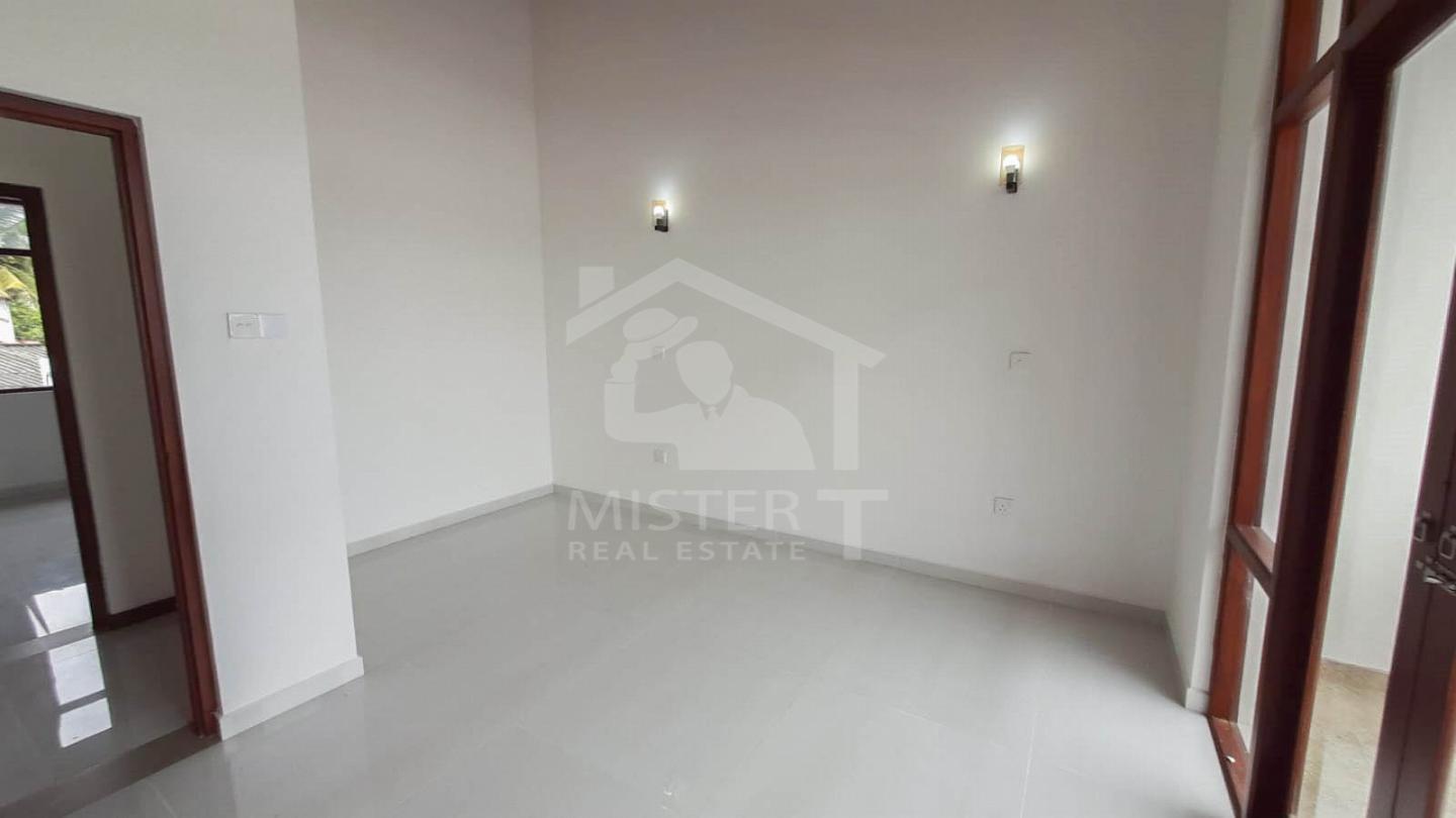 House for Sale in Piliyandala- image 7