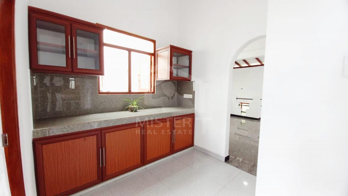 House For Sale in Kiribathgoda- image 7