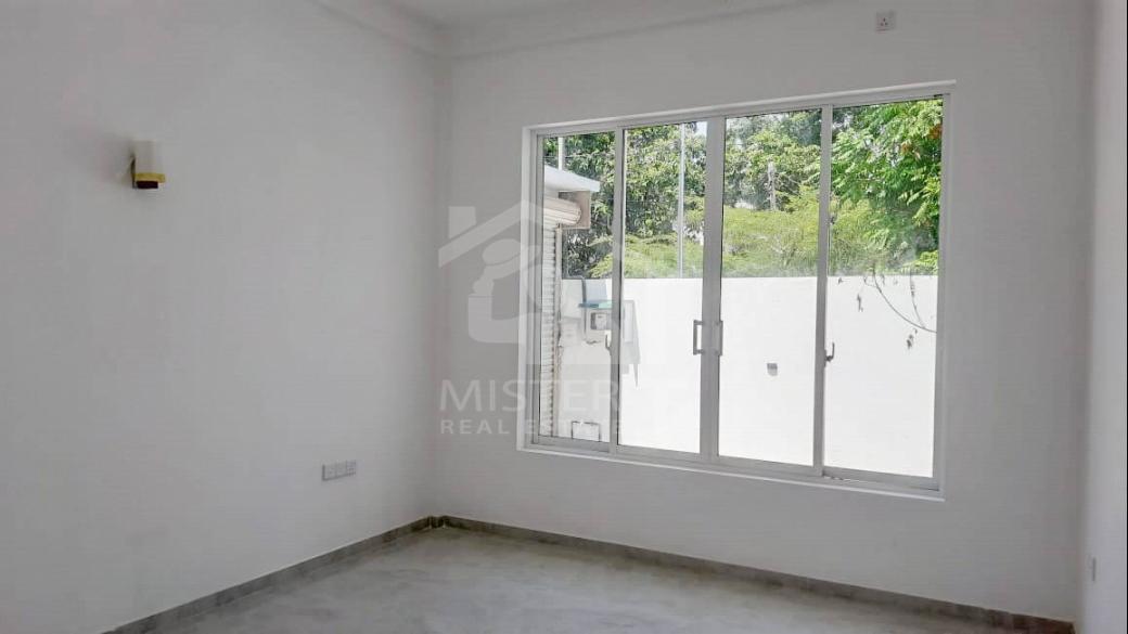 Twin Houses For Sale in Mount Lavinia - image 7