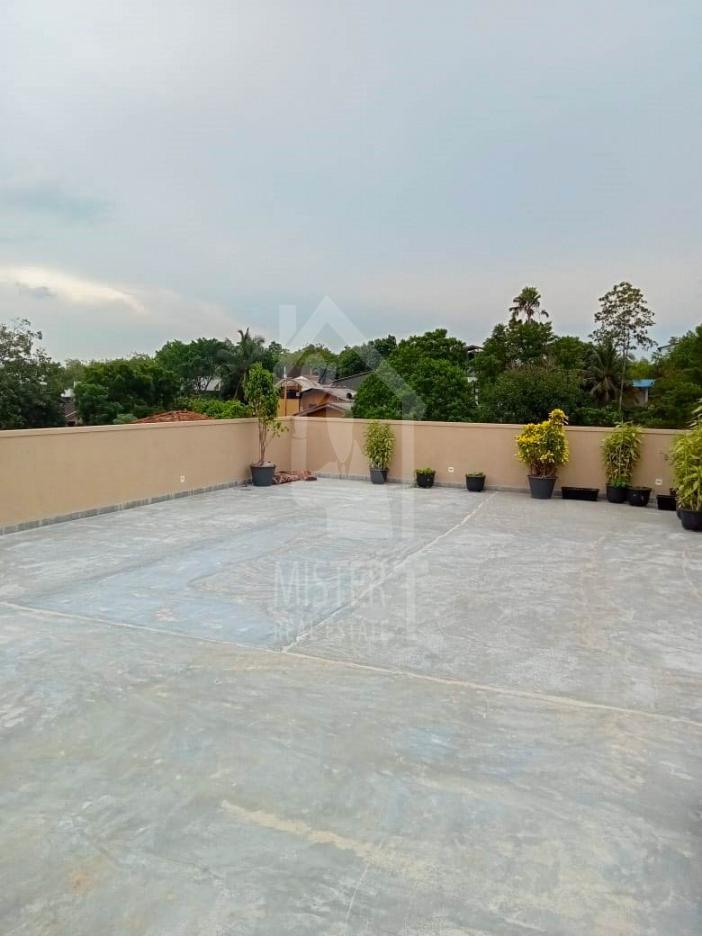 House For Sale in Thalawathugoda- image 9