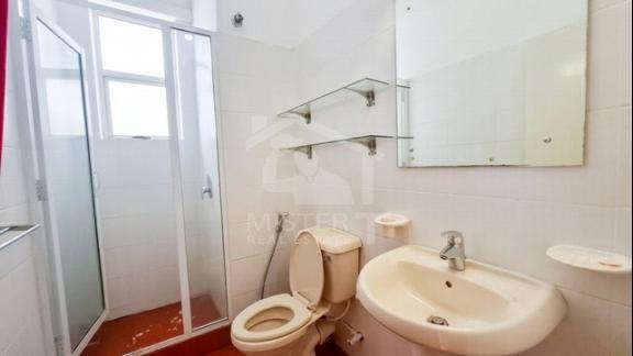 Apartment For Sale at Windsor Tower, Colombo 07- image 9