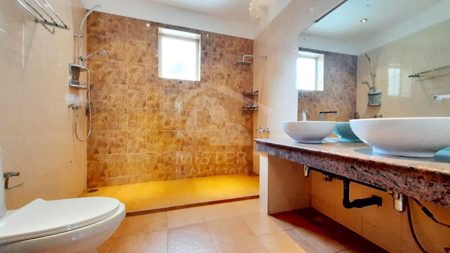 House for Sale in Boralesgamuwa- image 10