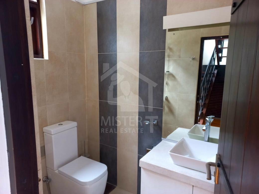 House for Sale in Rajagiriya - image 10