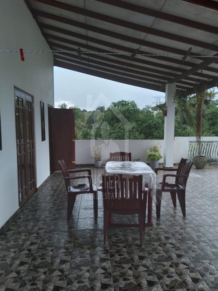 House for Sale in Nawagamuwa - image 10