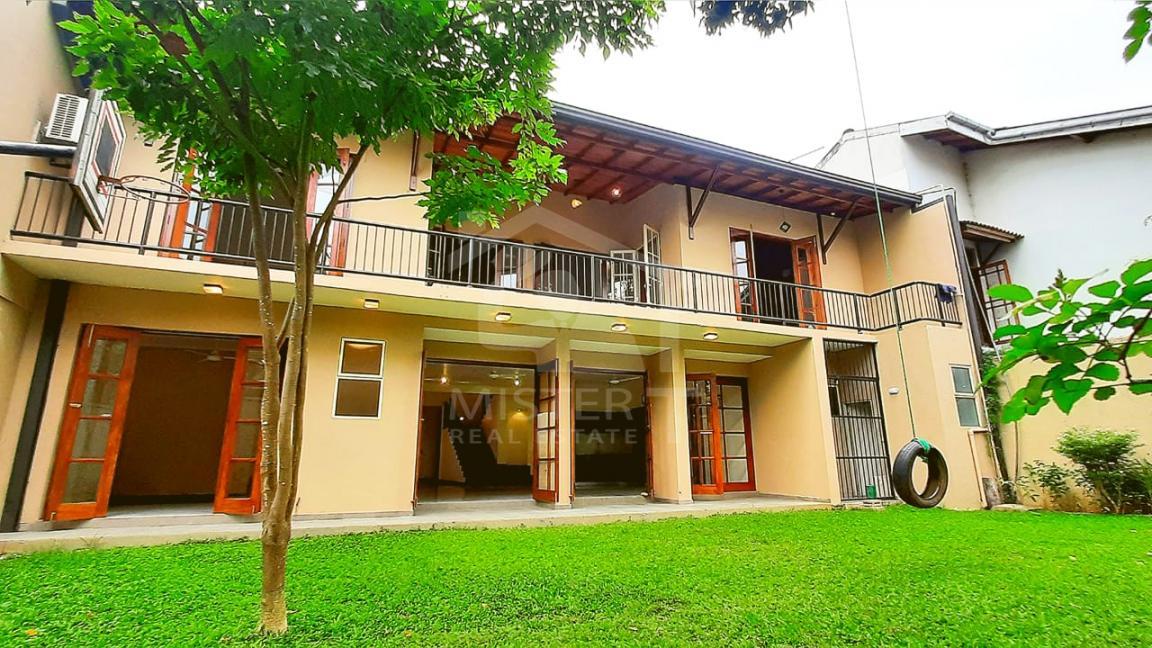 House for Sale in Boralesgamuwa- image 1