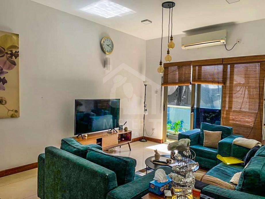 Apartment for Sale at Altitude- image 1