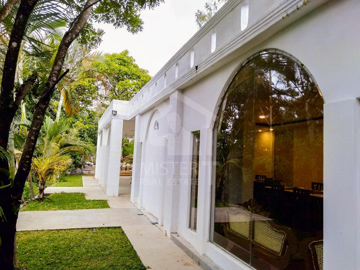 Bungalow for Sale in Bandarawela - image 1