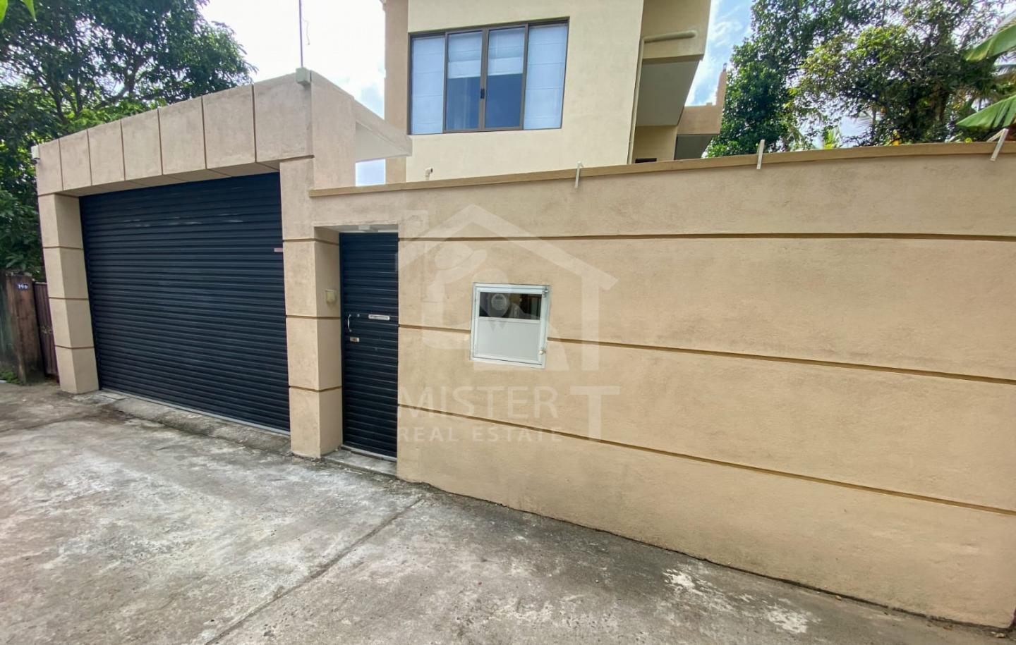 House for sale in Ja-ela- image 1