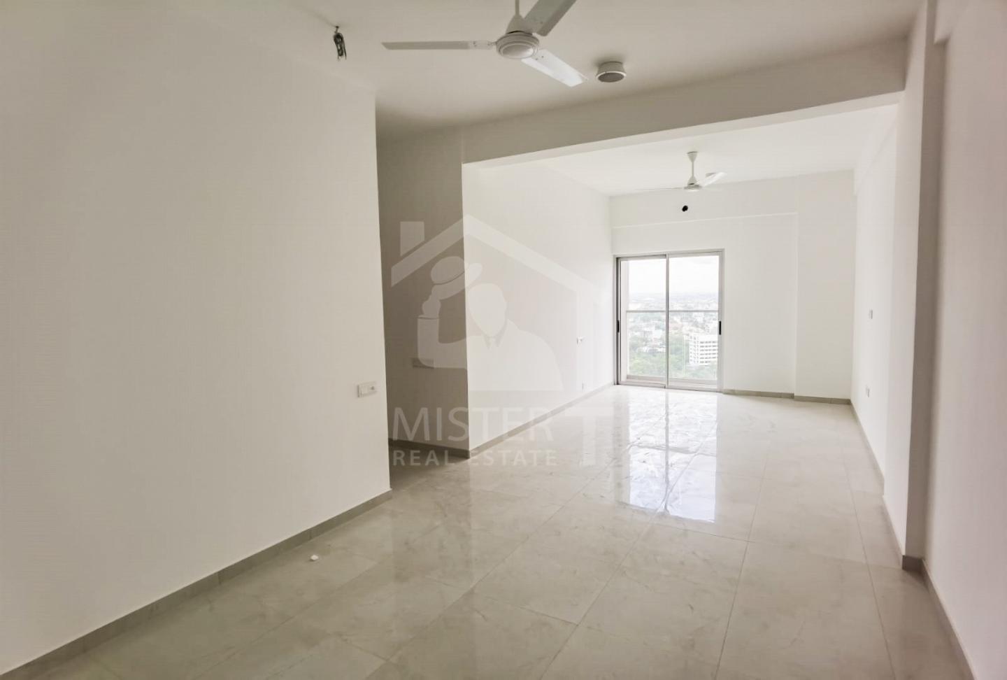 Apartment for Sale in Iconic Galaxy- image 1