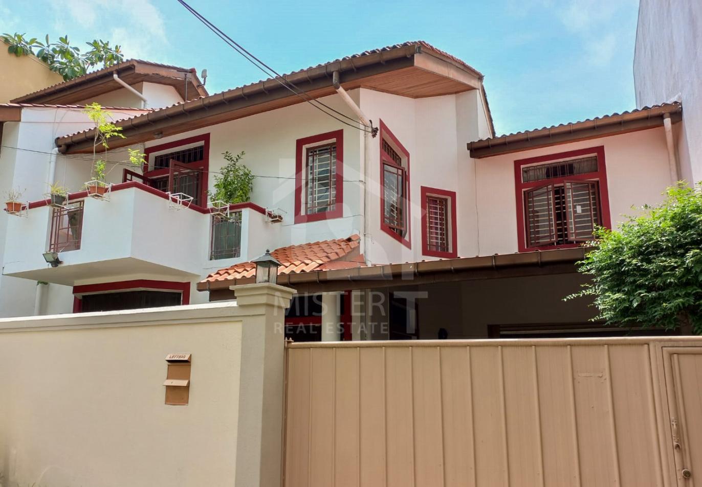 House for Sale in Colombo 05...