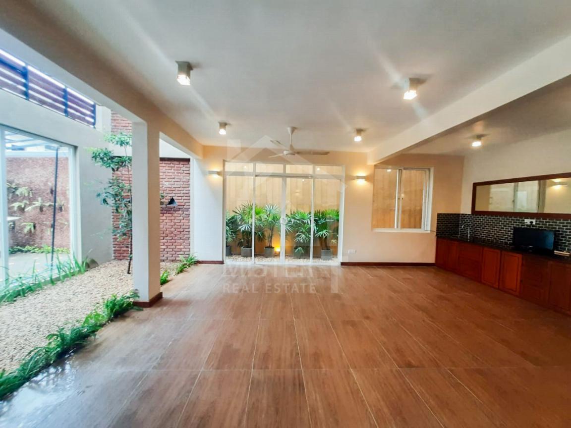 Houses for Sale in Dehiwala - image 1