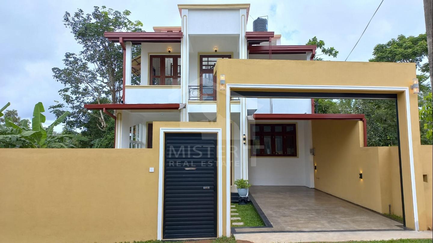 House for Sale in Polgasowita - image 1