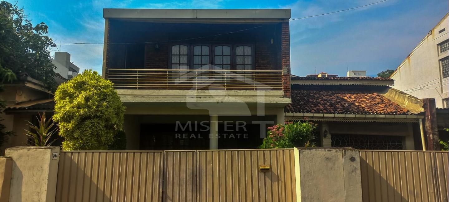 House for Sale in Colombo 04 - image 2