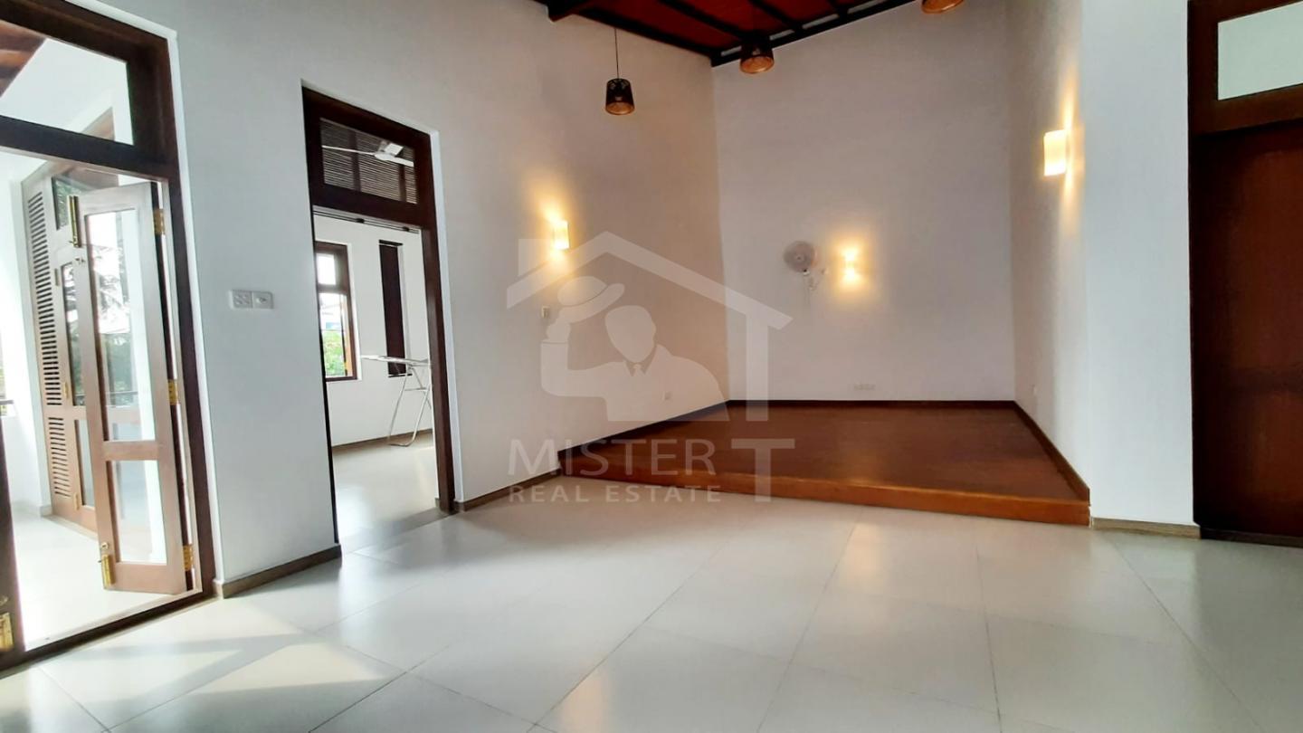 House for Sale in Battaramulla - image 2