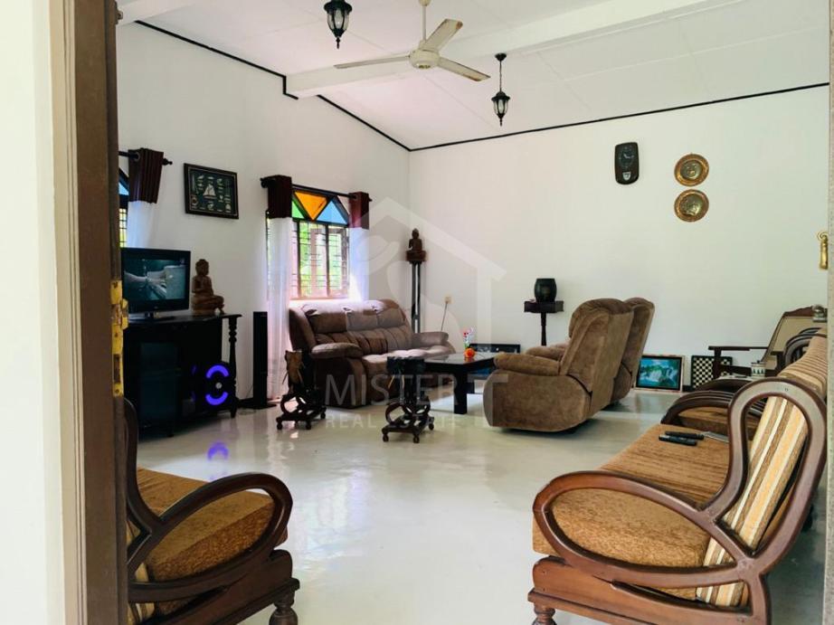 House for Sale in Ahangama- image 2