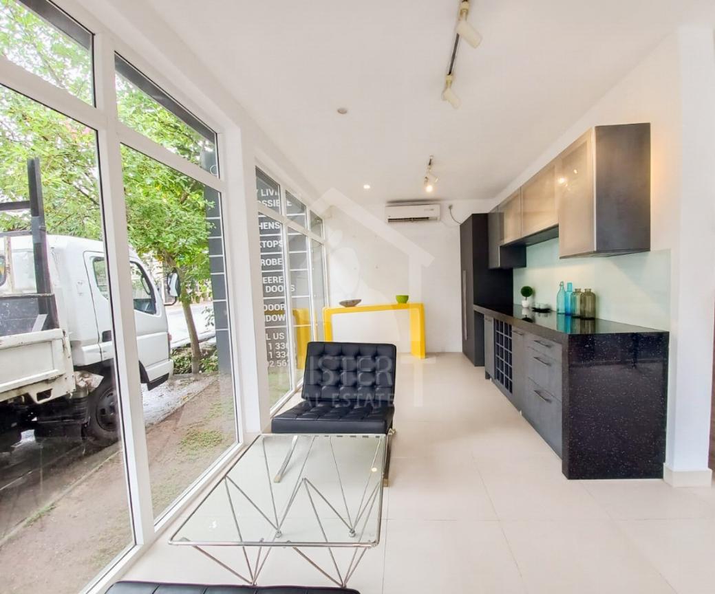 Commercial Property for Sale in Colombo 05 - image 2