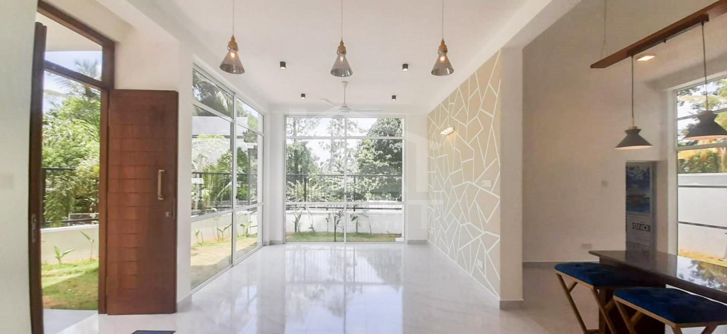 House for Sale in Kottawa - image 2