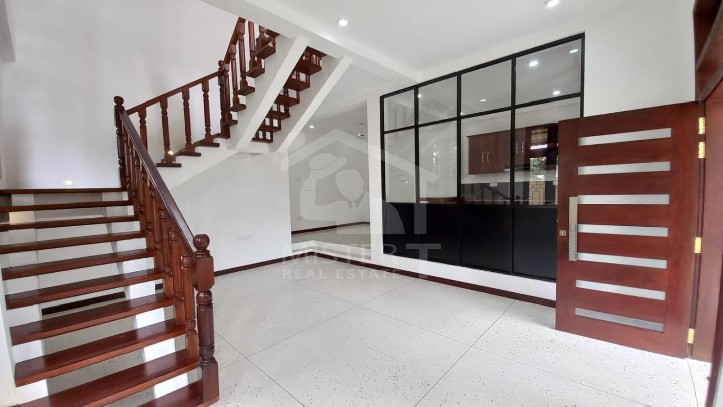 House for Sale in Polgasowita - image 2