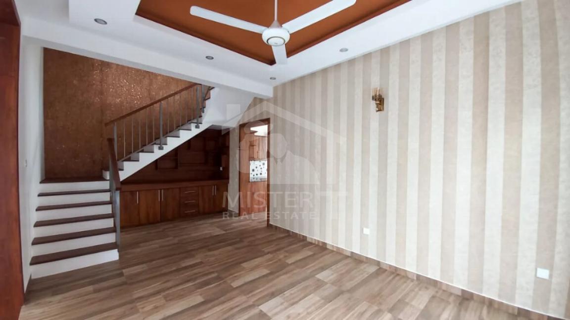 House for Sale in Battaramulla- image 2