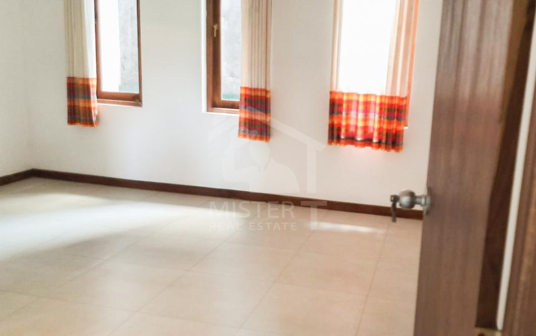 House for Sale in Battaramulla - image 3