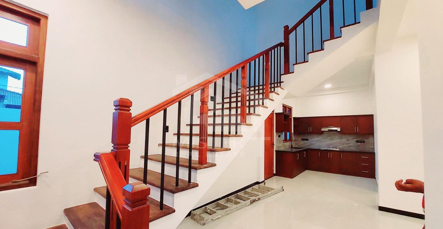 House for Sale in Athurugiriya - image 3