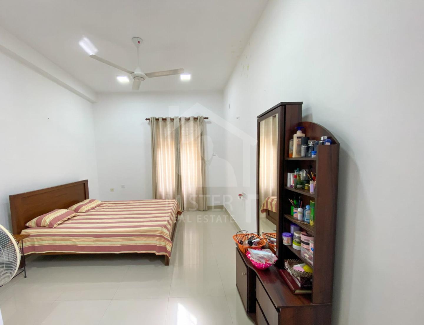 House for sale in Ja-ela- image 3