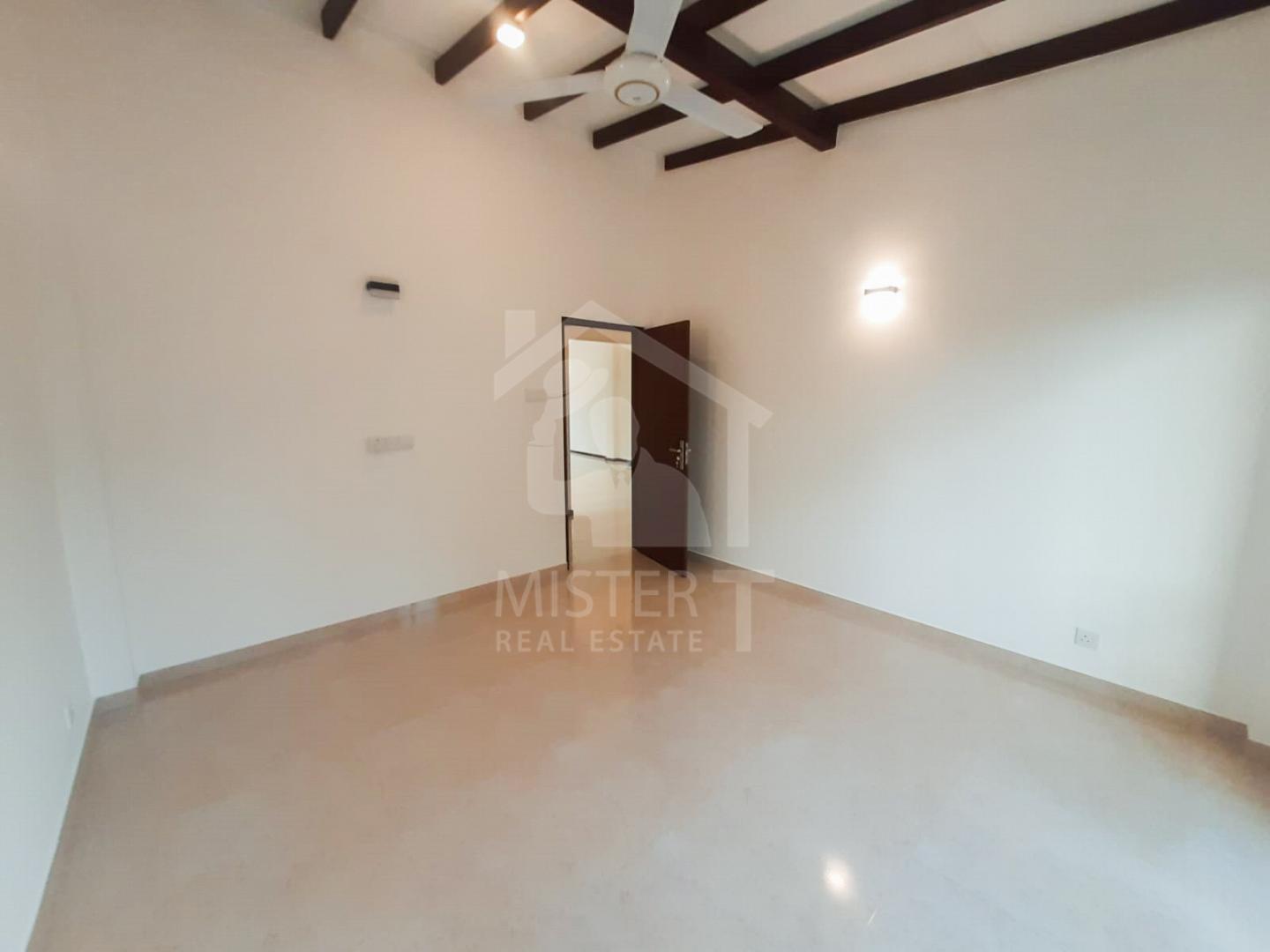  House For Sale in Athurugiriya - image 3