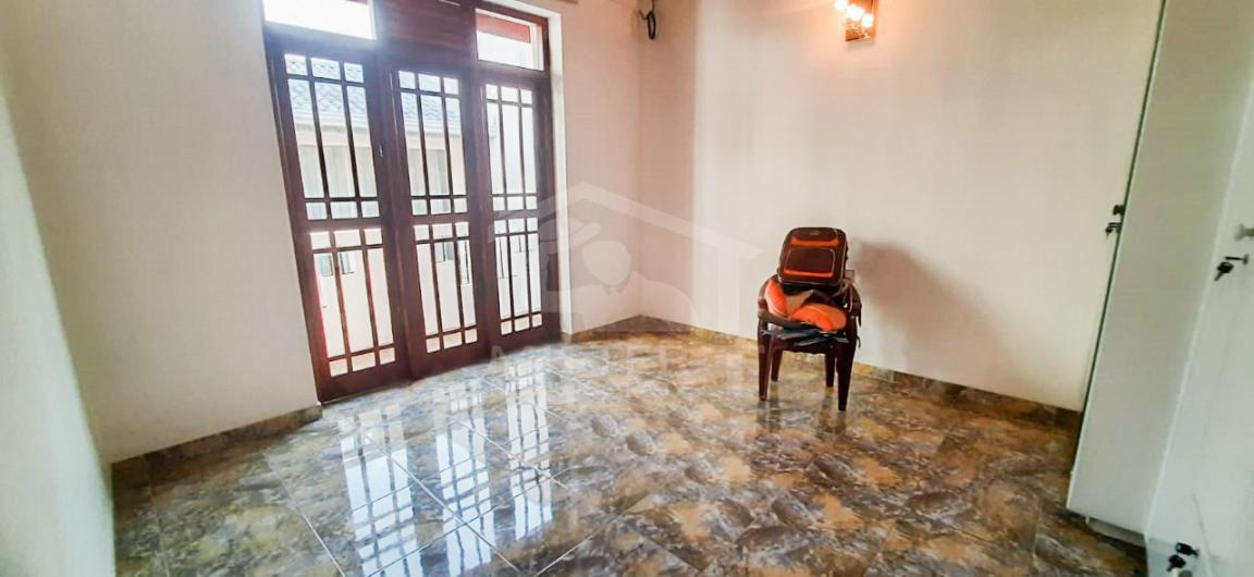 House for Sale in Pita Kotte - image 3