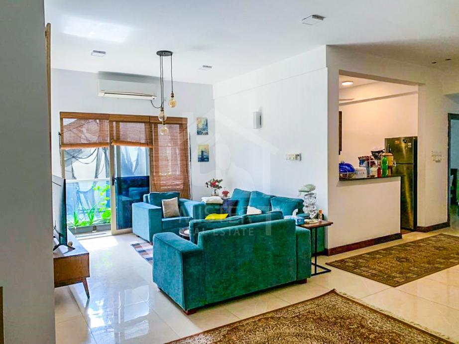 Apartment for Sale at Altitude- image 4