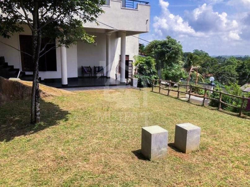 Villa for Sale in Weligama- image 4