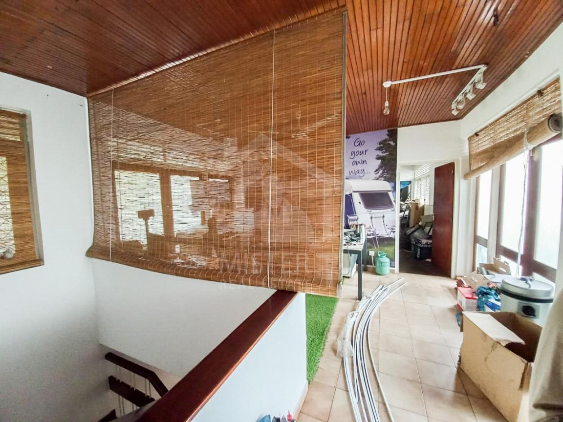 Commercial Property for Sale in Colombo 05 - image 4