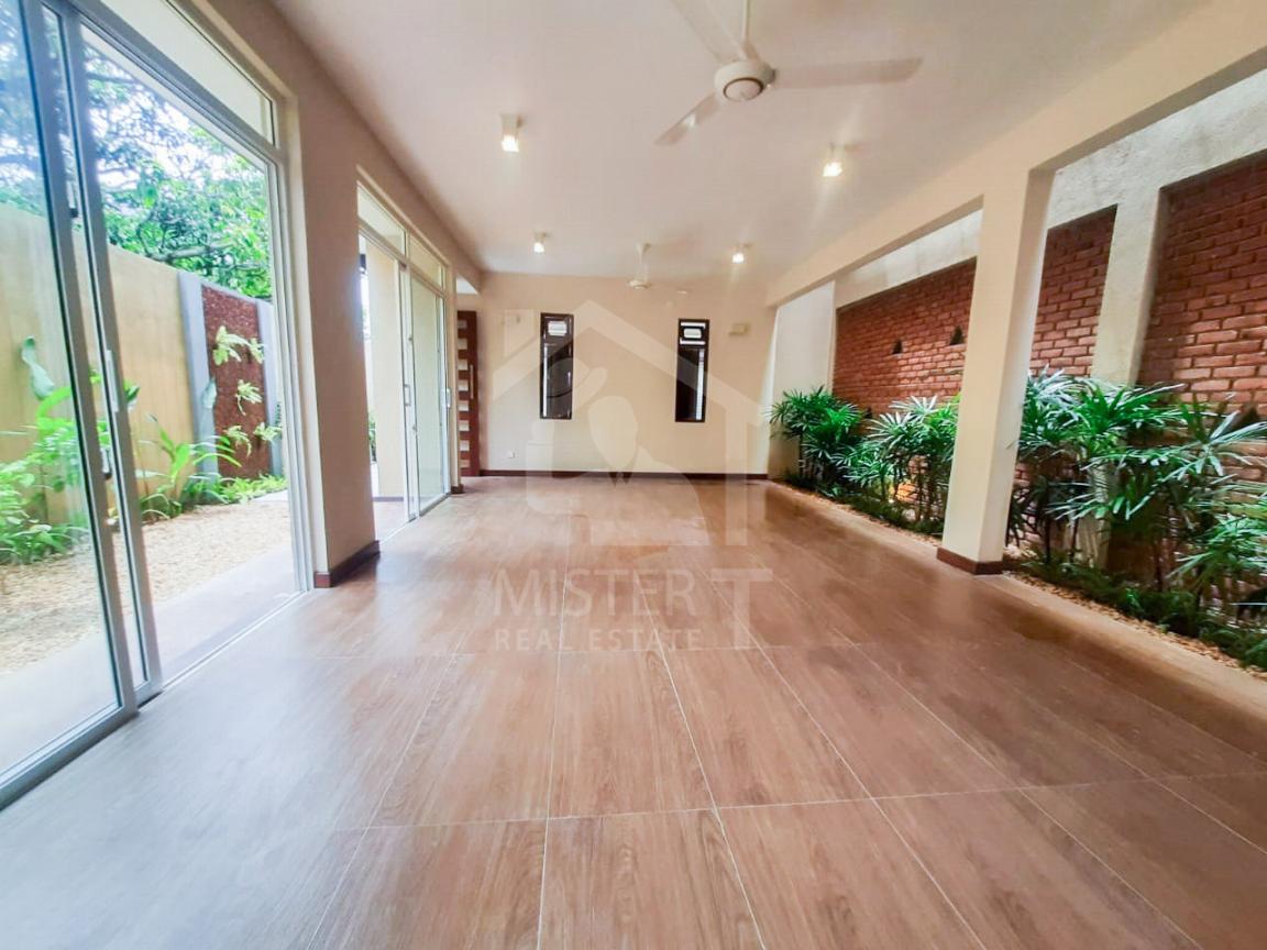 House for Sale in Dehiwala - image 4