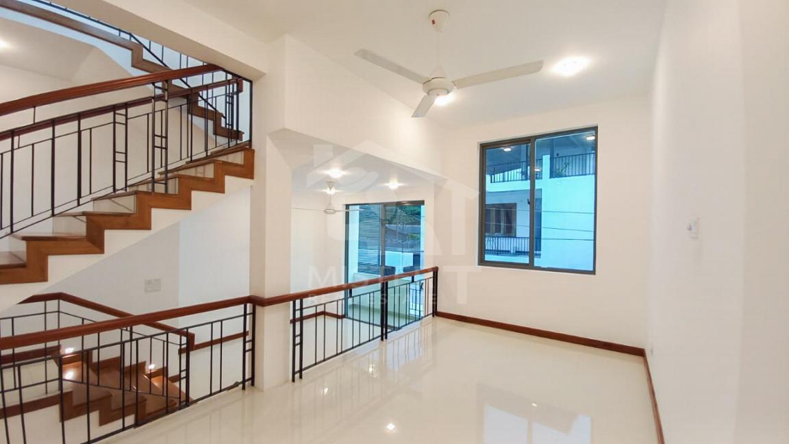 House for Sale in Malabe - image 4