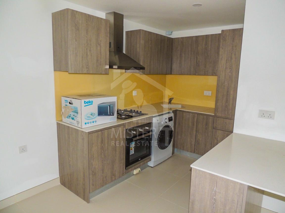 Apartment for Rent at Fairway Residencies- image 5