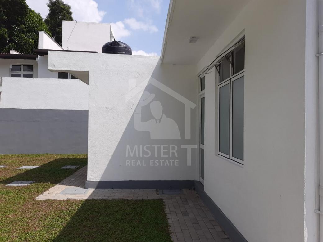 House for Sale in Kadawatha - image 5