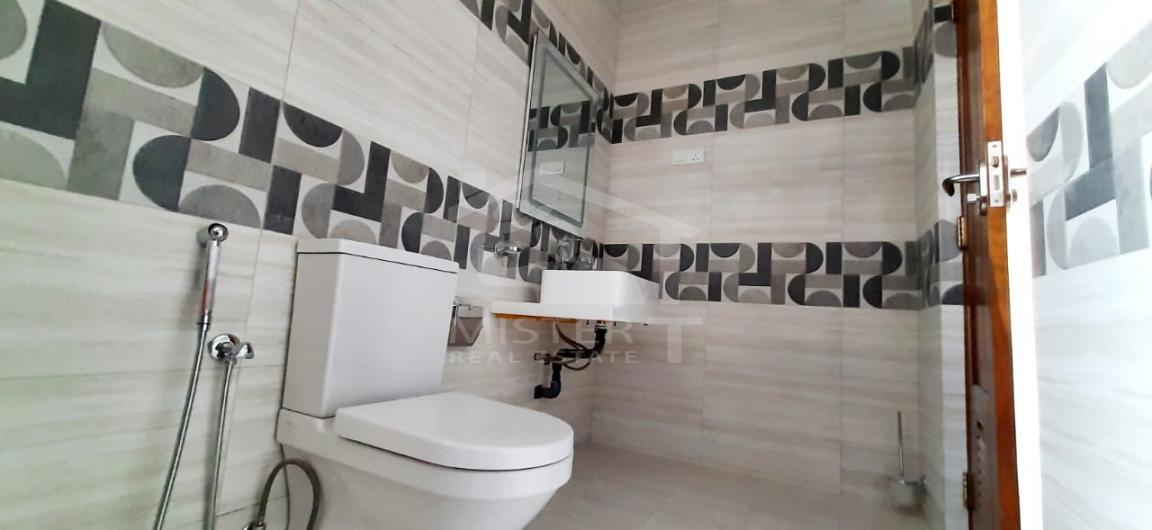  Apartment for Sale at Superior Homes- image 6