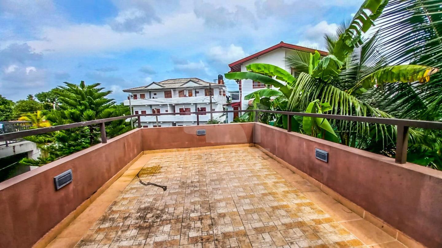 House for Sale in Mattegoda - image 6